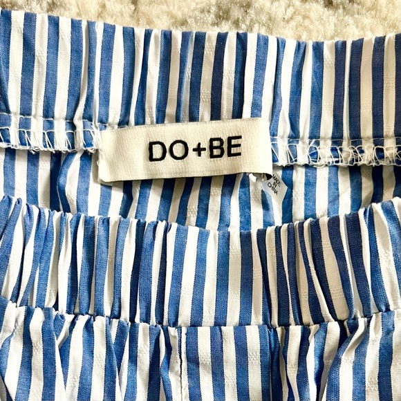DO+BE | Blue Striped Off-Shoulder Top | size M - Picture 5 of 10